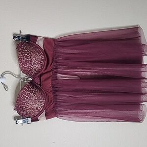 Victoria's Secret Burgandy Baby Doll size 32C